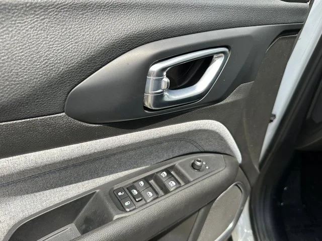 SEMINUEVOS JEEP Compass a Estados en autogozo