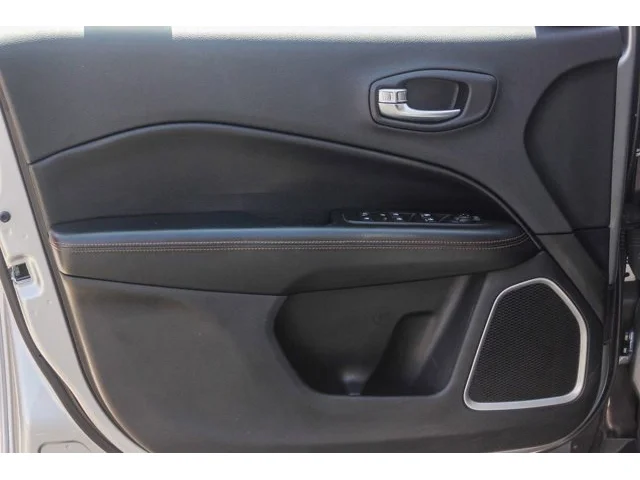 SEMINUEVOS JEEP Compass a Estados en autogozo