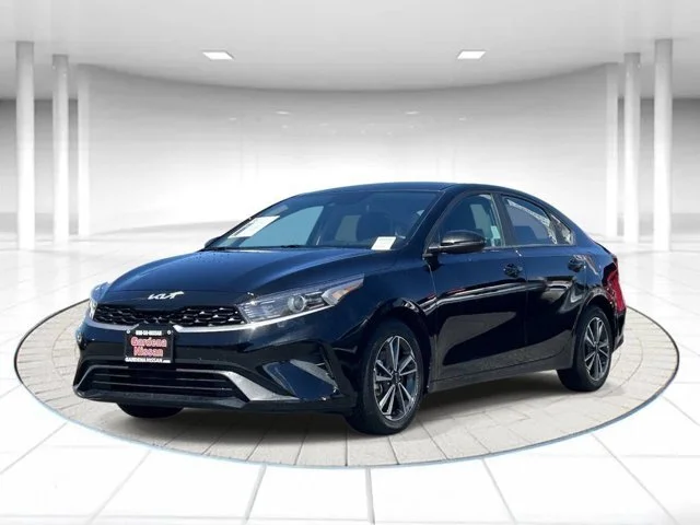 SEMINUEVOS KIA Forte a Estados en autogozo