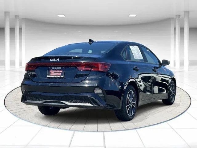 SEMINUEVOS KIA Forte a Estados en autogozo