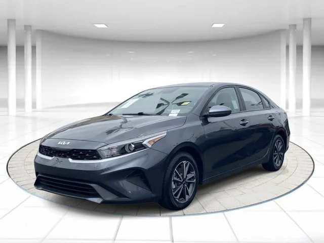 SEMINUEVOS KIA Forte a Estados en autogozo