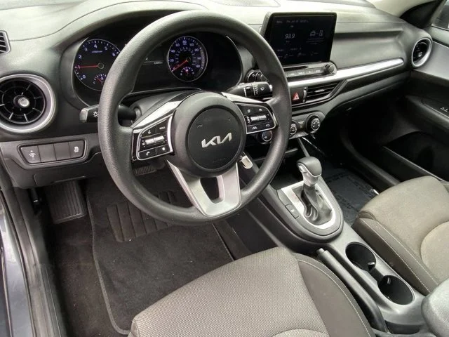 SEMINUEVOS KIA Forte a Estados en autogozo
