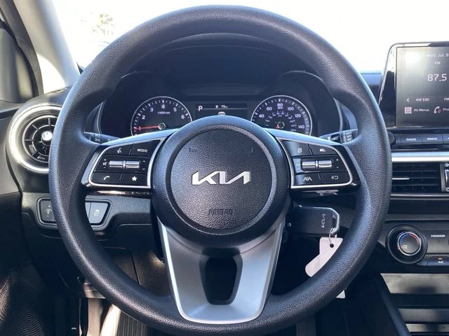 SEMINUEVOS KIA Forte a Estados en autogozo