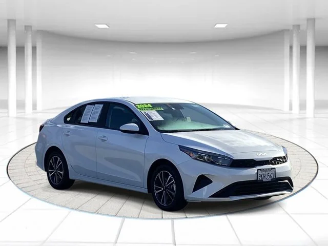 SEMINUEVOS KIA Forte a Estados en autogozo
