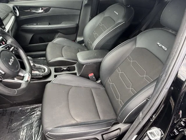 SEMINUEVOS KIA Forte a Estados en autogozo