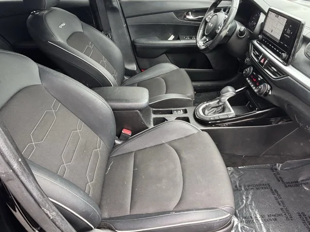 SEMINUEVOS KIA Forte a Estados en autogozo