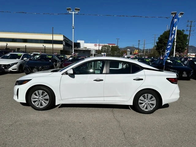 SEMINUEVOS NISSAN Sentra a Estados en autogozo