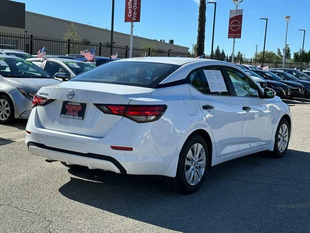SEMINUEVOS NISSAN Sentra a Estados en autogozo