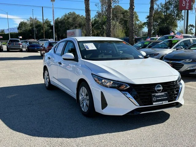 SEMINUEVOS NISSAN Sentra a Estados en autogozo