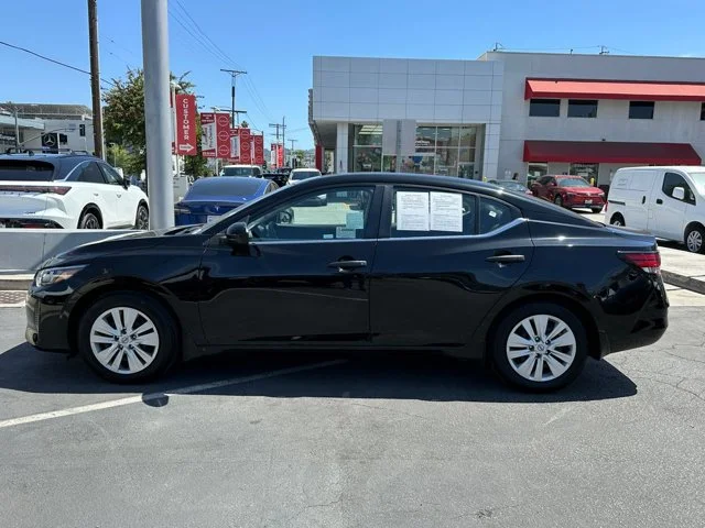 SEMINUEVOS NISSAN Sentra a Estados en autogozo