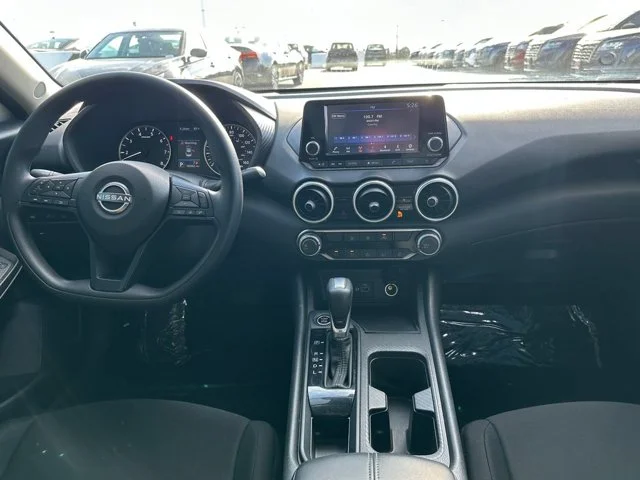 SEMINUEVOS NISSAN Sentra a Estados en autogozo