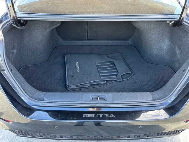 SEMINUEVOS NISSAN Sentra a Estados en autogozo