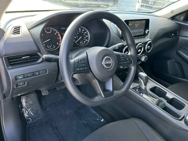 SEMINUEVOS NISSAN Sentra a Estados en autogozo