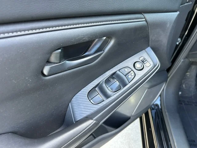 SEMINUEVOS NISSAN Sentra a Estados en autogozo