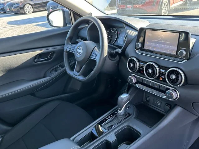 SEMINUEVOS NISSAN Sentra a Estados en autogozo