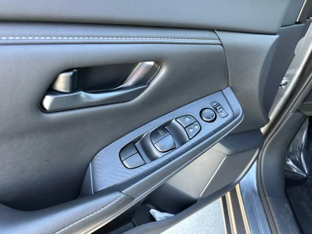 SEMINUEVOS NISSAN Sentra a Estados en autogozo