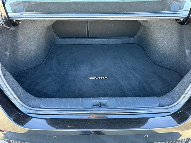 SEMINUEVOS NISSAN Sentra a Estados en autogozo