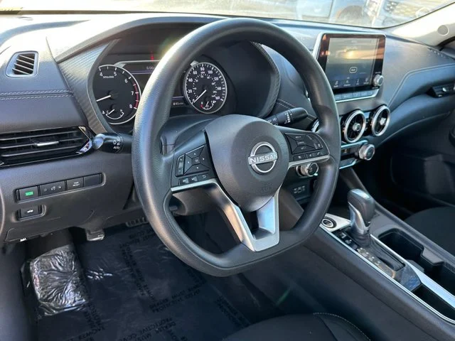 SEMINUEVOS NISSAN Sentra a Estados en autogozo