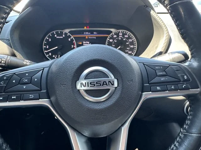 SEMINUEVOS NISSAN Sentra a Estados en autogozo