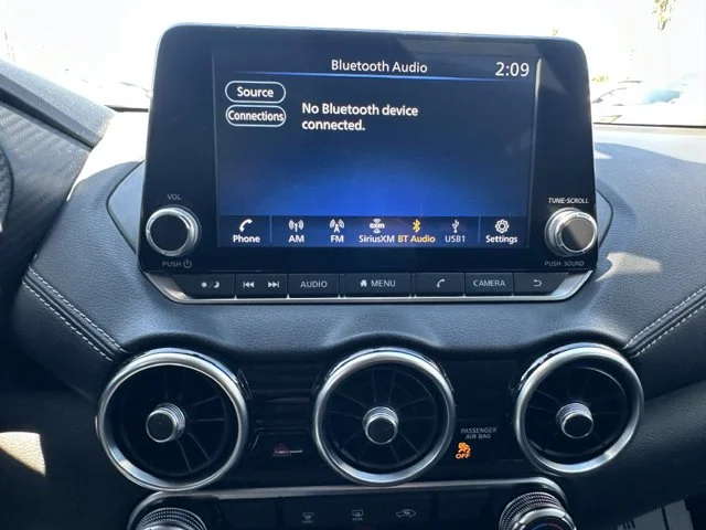 SEMINUEVOS NISSAN Sentra a Estados en autogozo