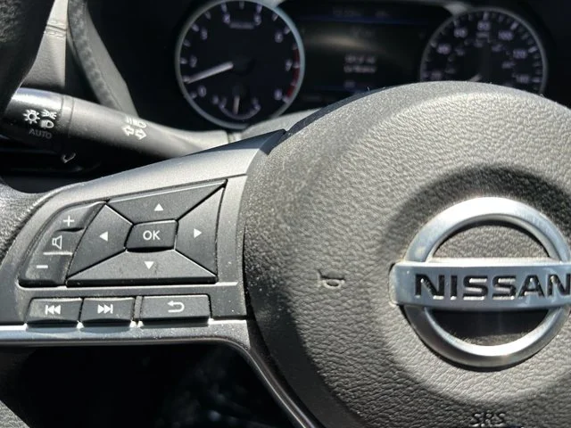 SEMINUEVOS NISSAN Sentra a Estados en autogozo