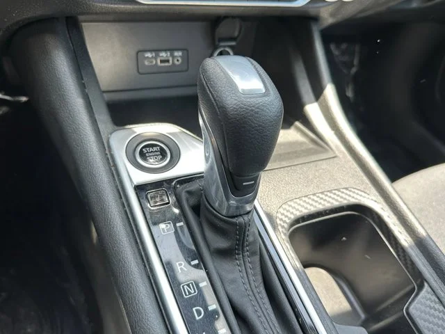 SEMINUEVOS NISSAN Sentra a Estados en autogozo