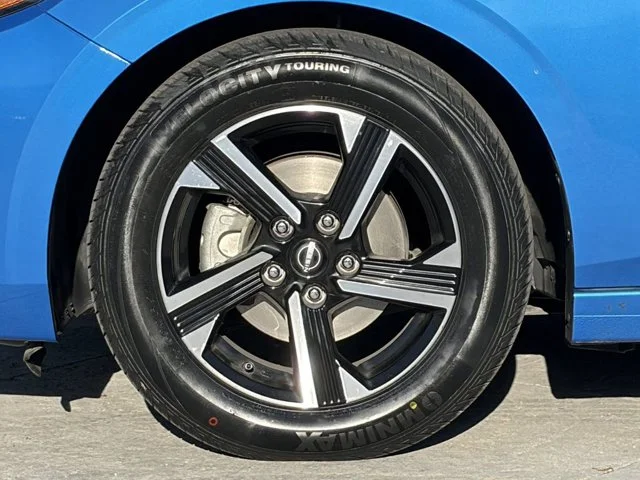 SEMINUEVOS NISSAN Sentra a Estados en autogozo
