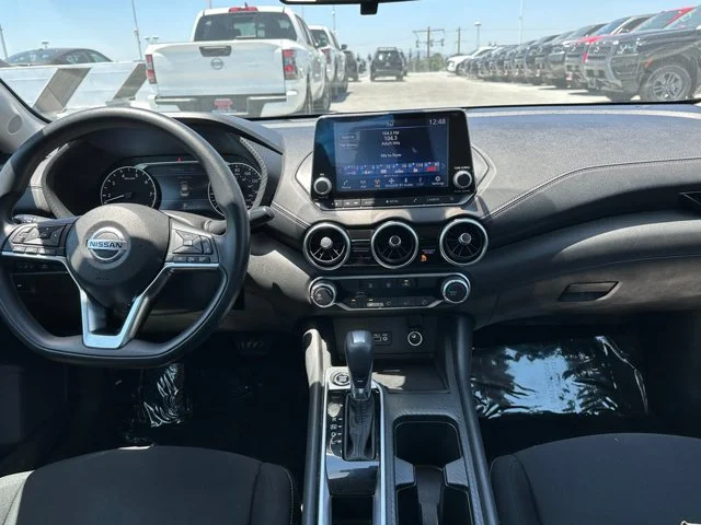 SEMINUEVOS NISSAN Sentra a Estados en autogozo