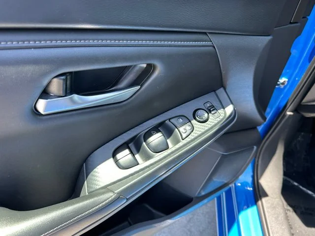 SEMINUEVOS NISSAN Sentra a Estados en autogozo