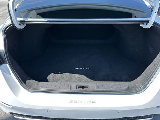 SEMINUEVOS NISSAN Sentra a Estados en autogozo