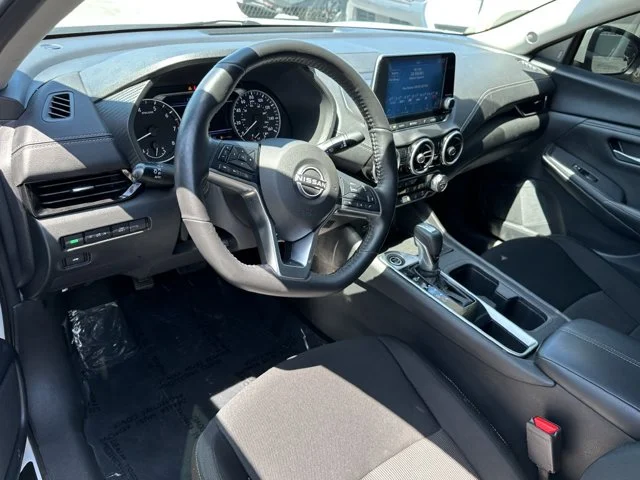 SEMINUEVOS NISSAN Sentra a Estados en autogozo