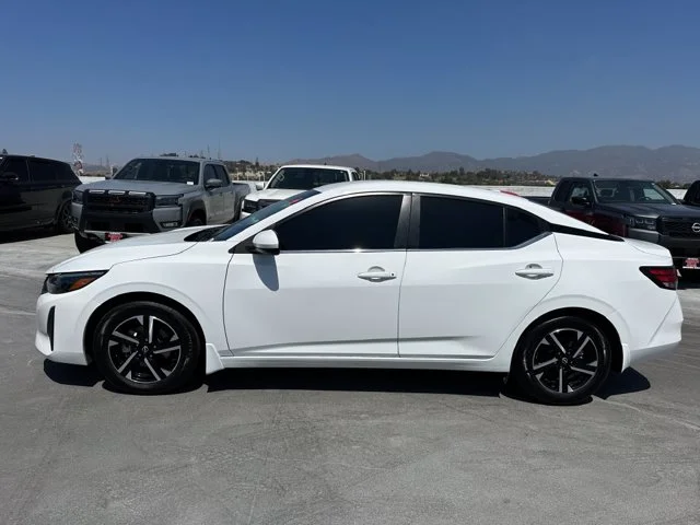 SEMINUEVOS NISSAN Sentra a Estados en autogozo