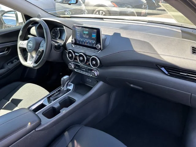 SEMINUEVOS NISSAN Sentra a Estados en autogozo