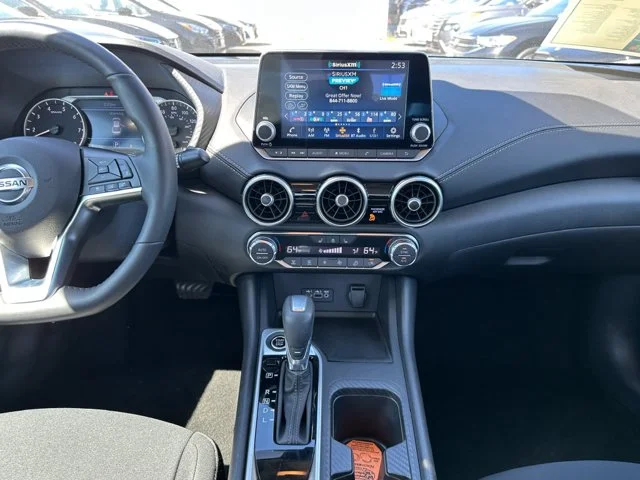 SEMINUEVOS NISSAN Sentra a Estados en autogozo
