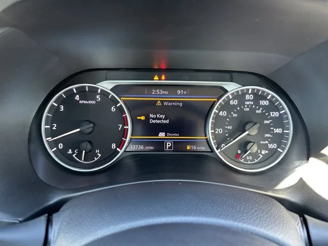 SEMINUEVOS NISSAN Sentra a Estados en autogozo