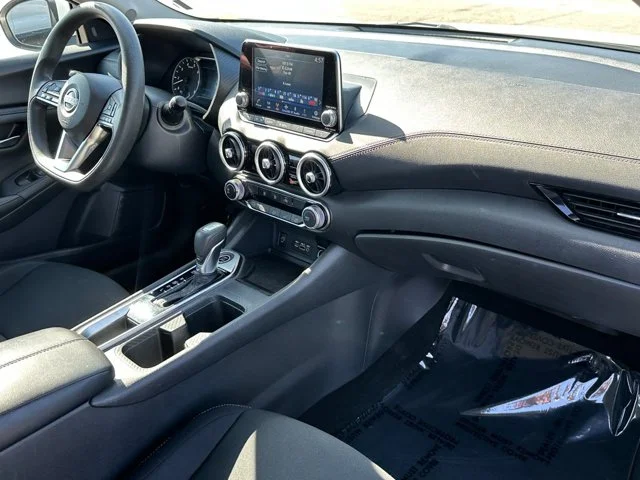 SEMINUEVOS NISSAN Sentra a Estados en autogozo