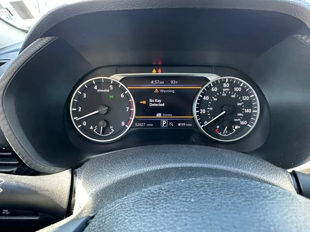 SEMINUEVOS NISSAN Sentra a Estados en autogozo