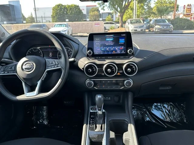 SEMINUEVOS NISSAN Sentra a Estados en autogozo