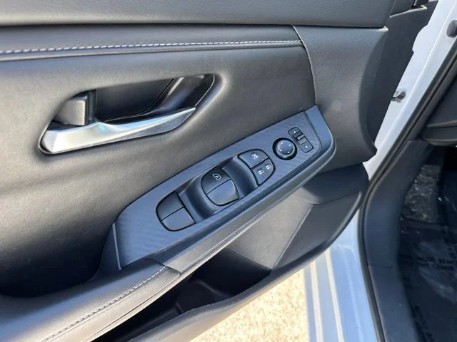 SEMINUEVOS NISSAN Sentra a Estados en autogozo