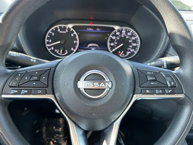 SEMINUEVOS NISSAN Sentra a Estados en autogozo