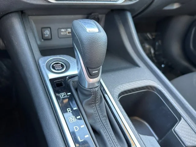 SEMINUEVOS NISSAN Sentra a Estados en autogozo