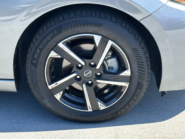 SEMINUEVOS NISSAN Sentra a Estados en autogozo