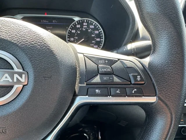 SEMINUEVOS NISSAN Sentra a Estados en autogozo
