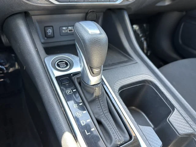 SEMINUEVOS NISSAN Sentra a Estados en autogozo
