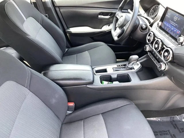 SEMINUEVOS NISSAN Sentra a Estados en autogozo