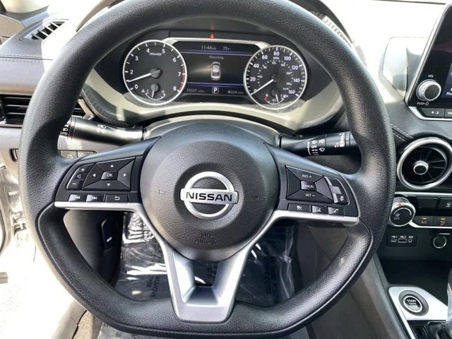 SEMINUEVOS NISSAN Sentra a Estados en autogozo