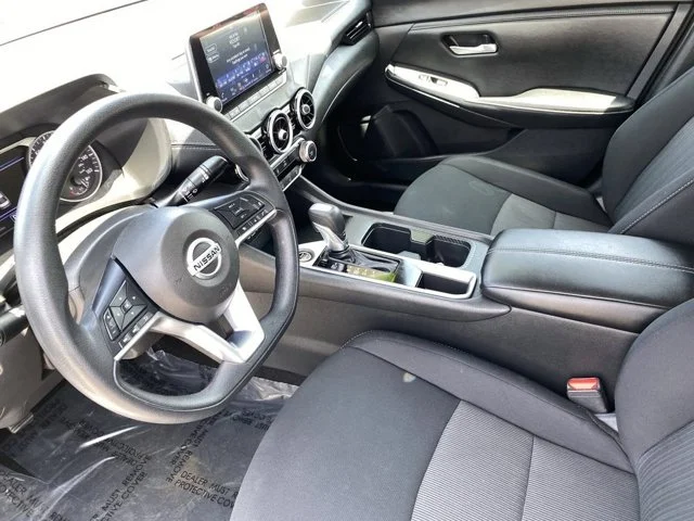 SEMINUEVOS NISSAN Sentra a Estados en autogozo