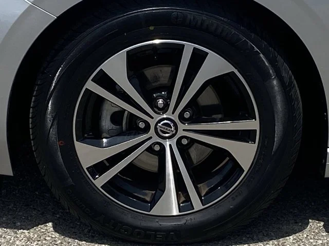 SEMINUEVOS NISSAN Sentra a Estados en autogozo
