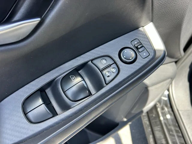 SEMINUEVOS NISSAN Sentra a Estados en autogozo