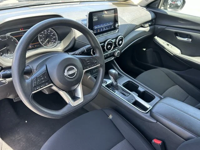 SEMINUEVOS NISSAN Sentra a Estados en autogozo